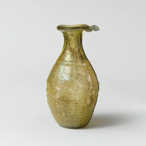 Glass amphoriskos (flask)