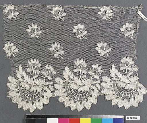 Flounce (part of a wedding veil)