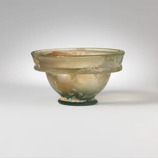 Glass bowl