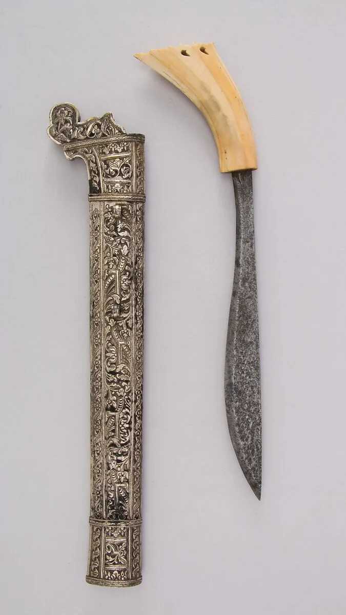 Dagger (Golok or Pedang) with Sheath — Unknown