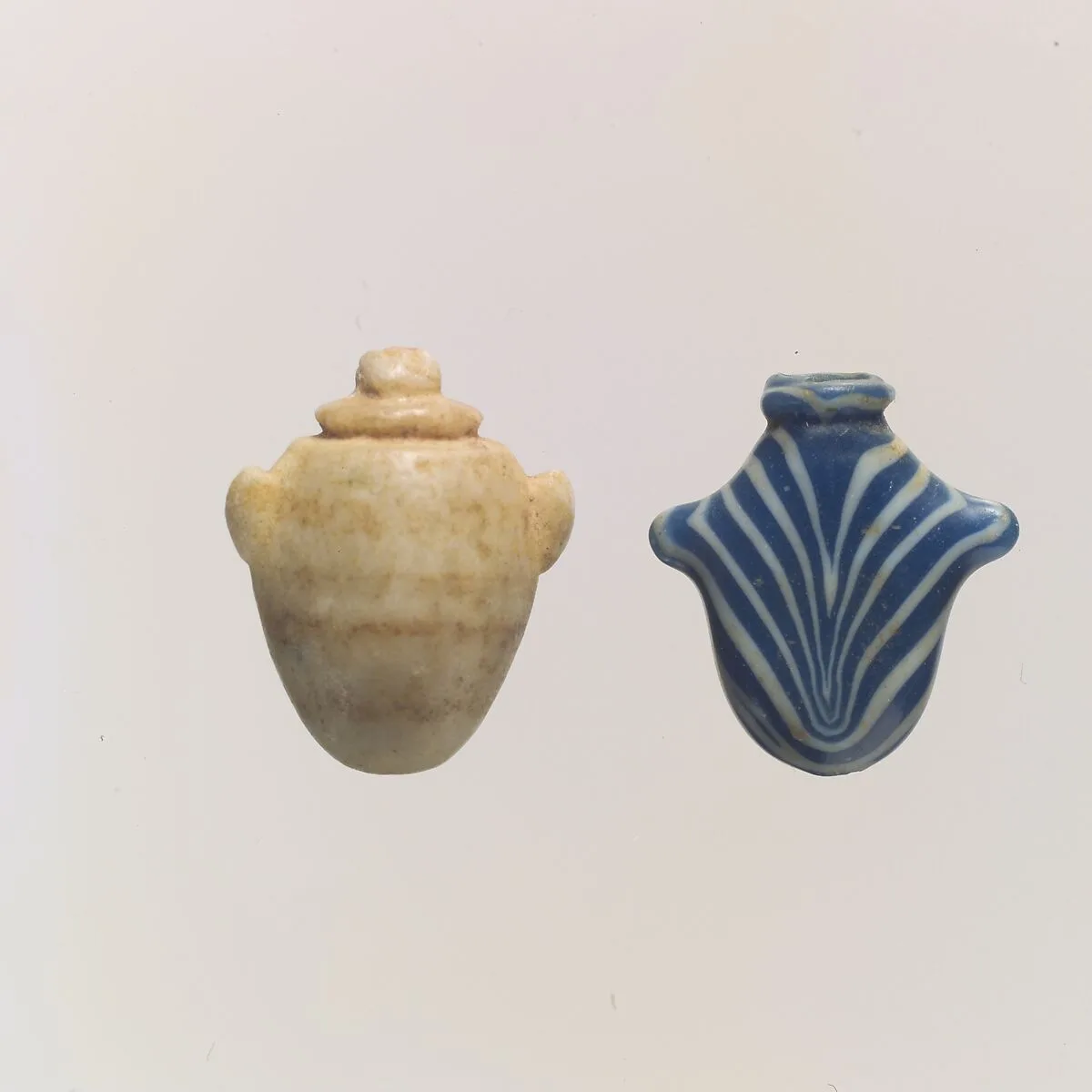 Heart amulets — Unknown