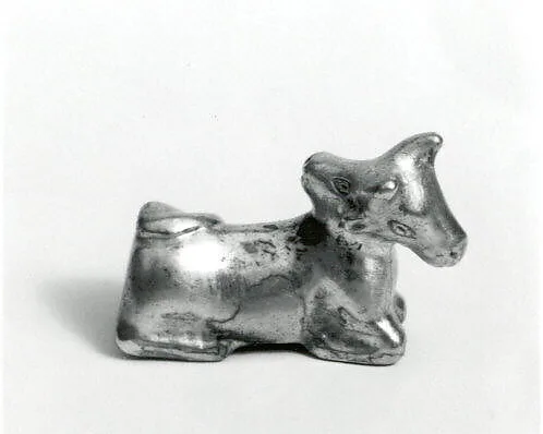 Two-headed cow figure — Unknown