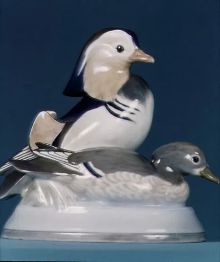 Statuette