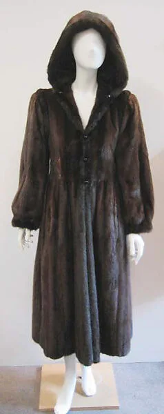 Coat — Yves Saint Laurent|Yves Saint Laurent