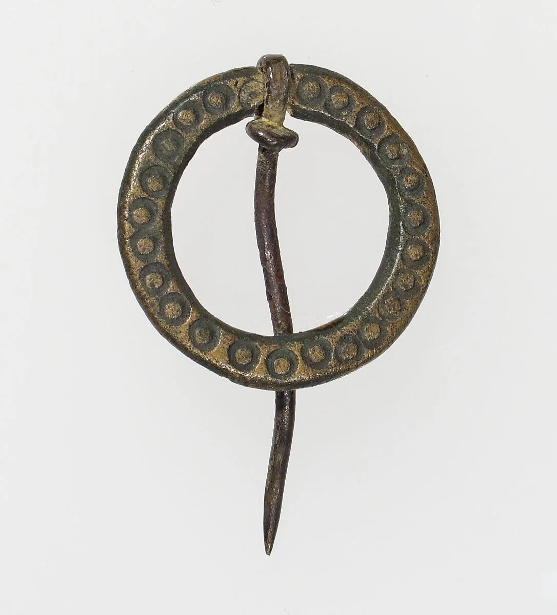 Ring Brooch — Unknown