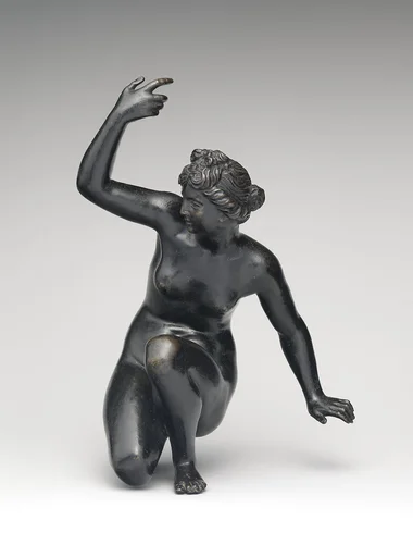 Crouching Venus