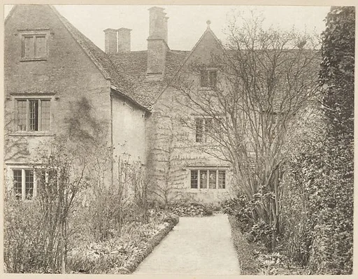 [Garden, Front]