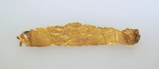 Frontlet of gold leaf
