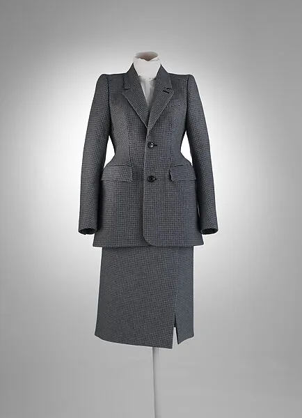 Ensemble — Demna Gvasalia|House of Balenciaga