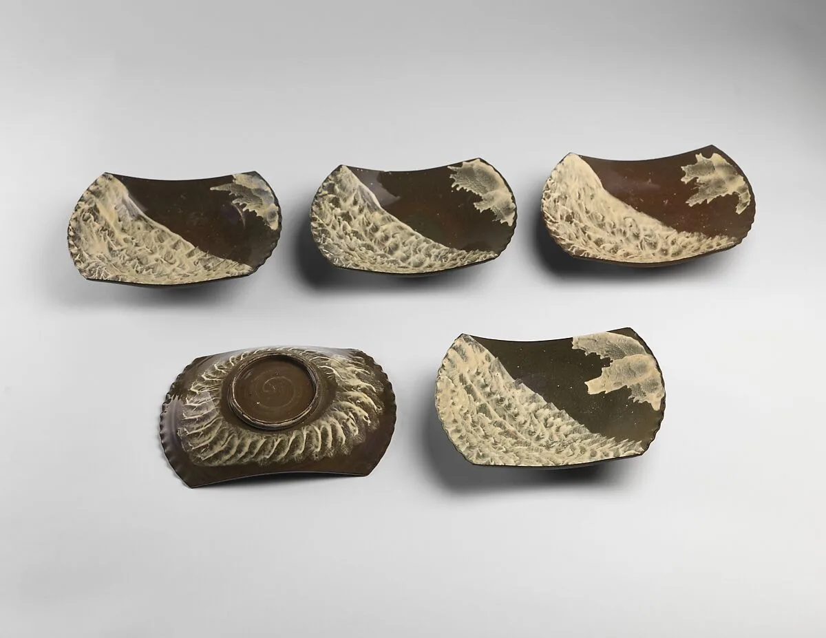 現川波文舟形皿 五客|Five Dishes with Wave Design — Unknown