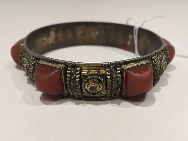 Bracelet — Unknown