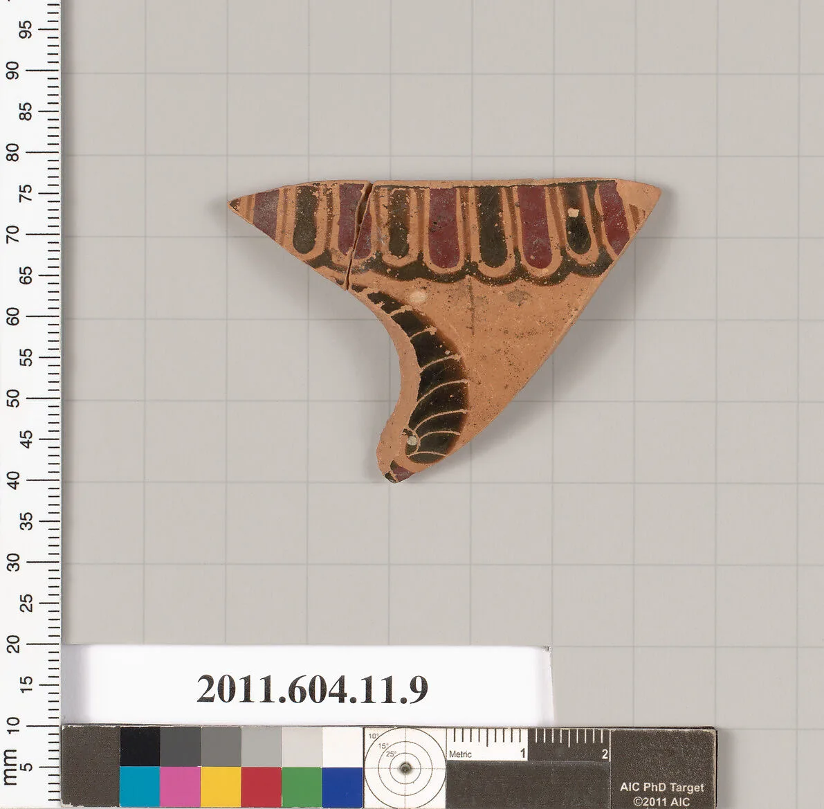 Terracotta fragment of an undetermined shape — Unknown
