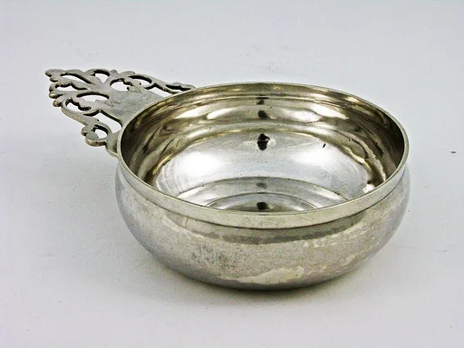 Porringer