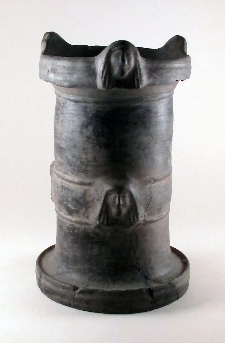 Stand — Unknown