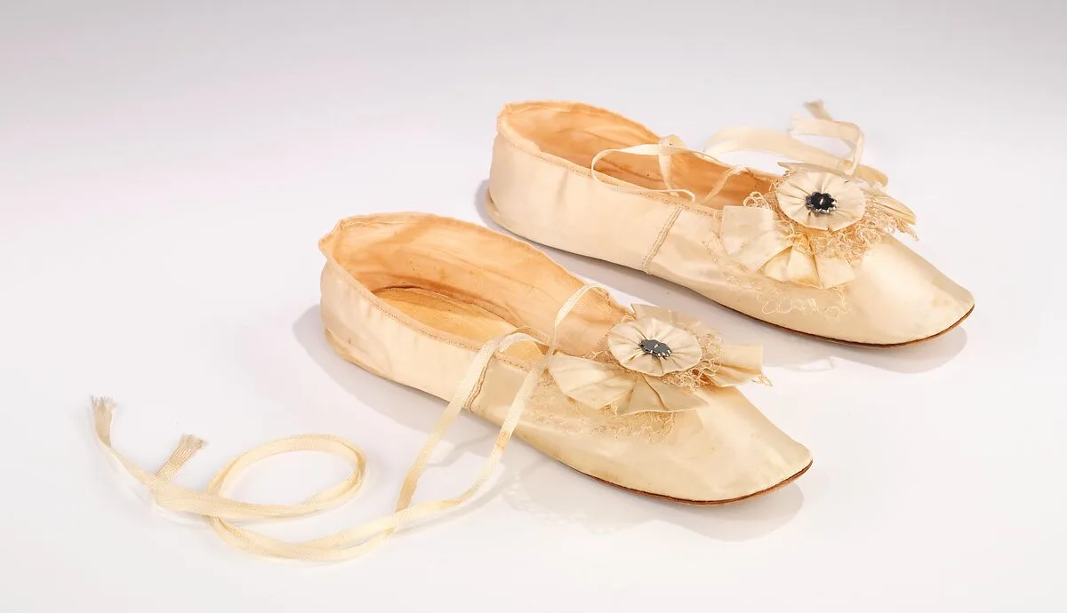 Wedding slippers — Unknown