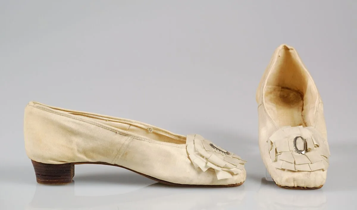 Wedding slippers — Unknown
