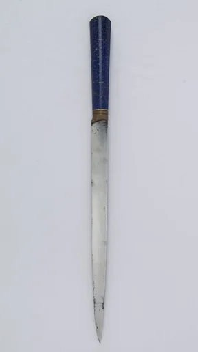 Knife