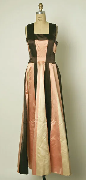 Evening dress — Cristobal Balenciaga|House of Balenciaga