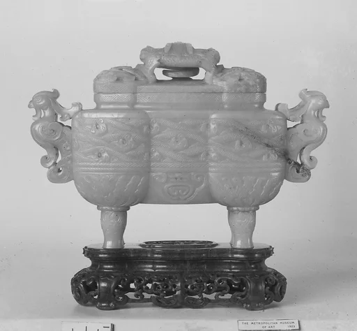清中期 玉雕爐瓶三事|Incense Burner on Stand