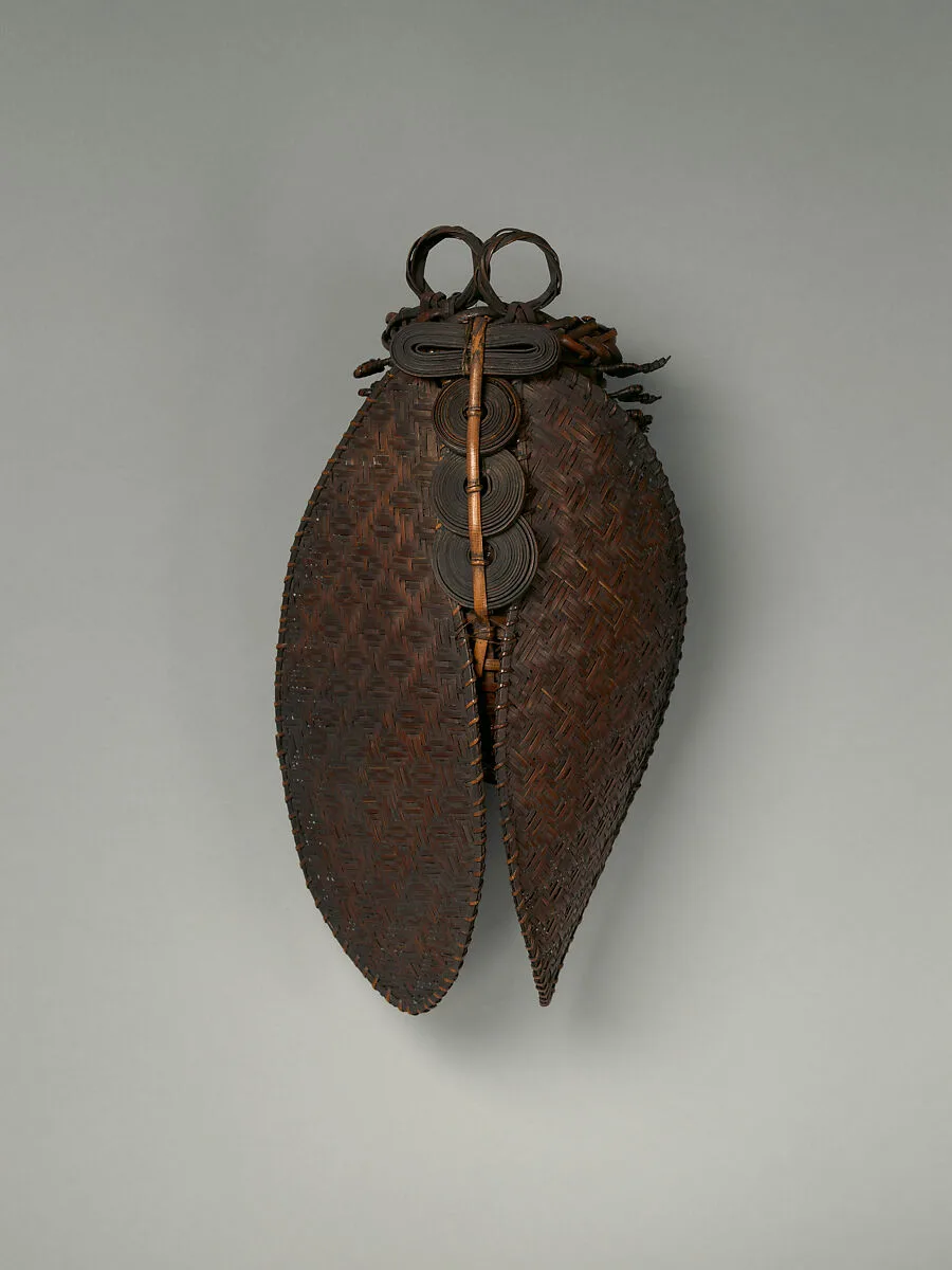 蝉形掛花籃|Hanging Flower Basket (Kake-hanakago) in the Shape of a Cicada — Unknown
