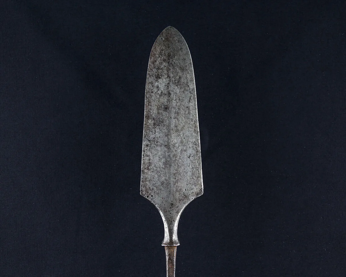Arrowhead (<i>Yanone</i>) — Unknown