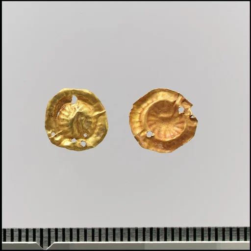 Bead ornaments, circular, 37