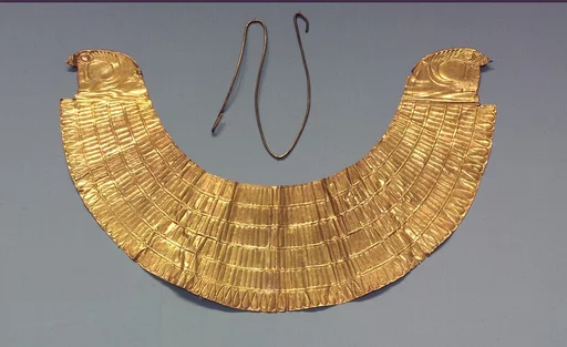 Broad Collar with Falcon-Head Terminals