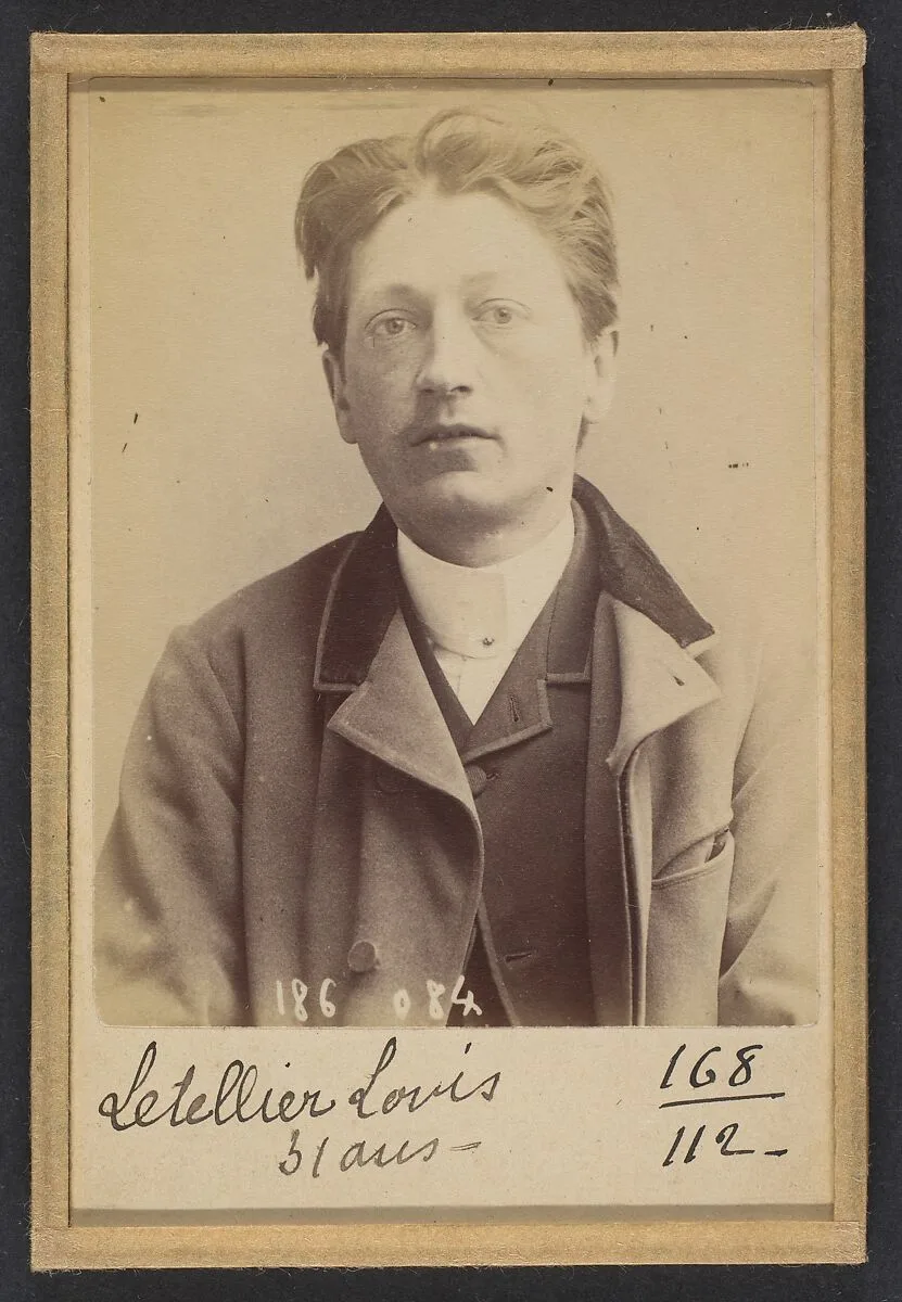 Letellier. Louis, Auguste. 29 ans, né à Rouen (Seine-Inférieure). Employé. Anarchiste. 23/4/92. — Alphonse Bertillon