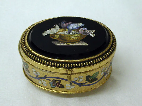 Miniature jewel box — Unknown