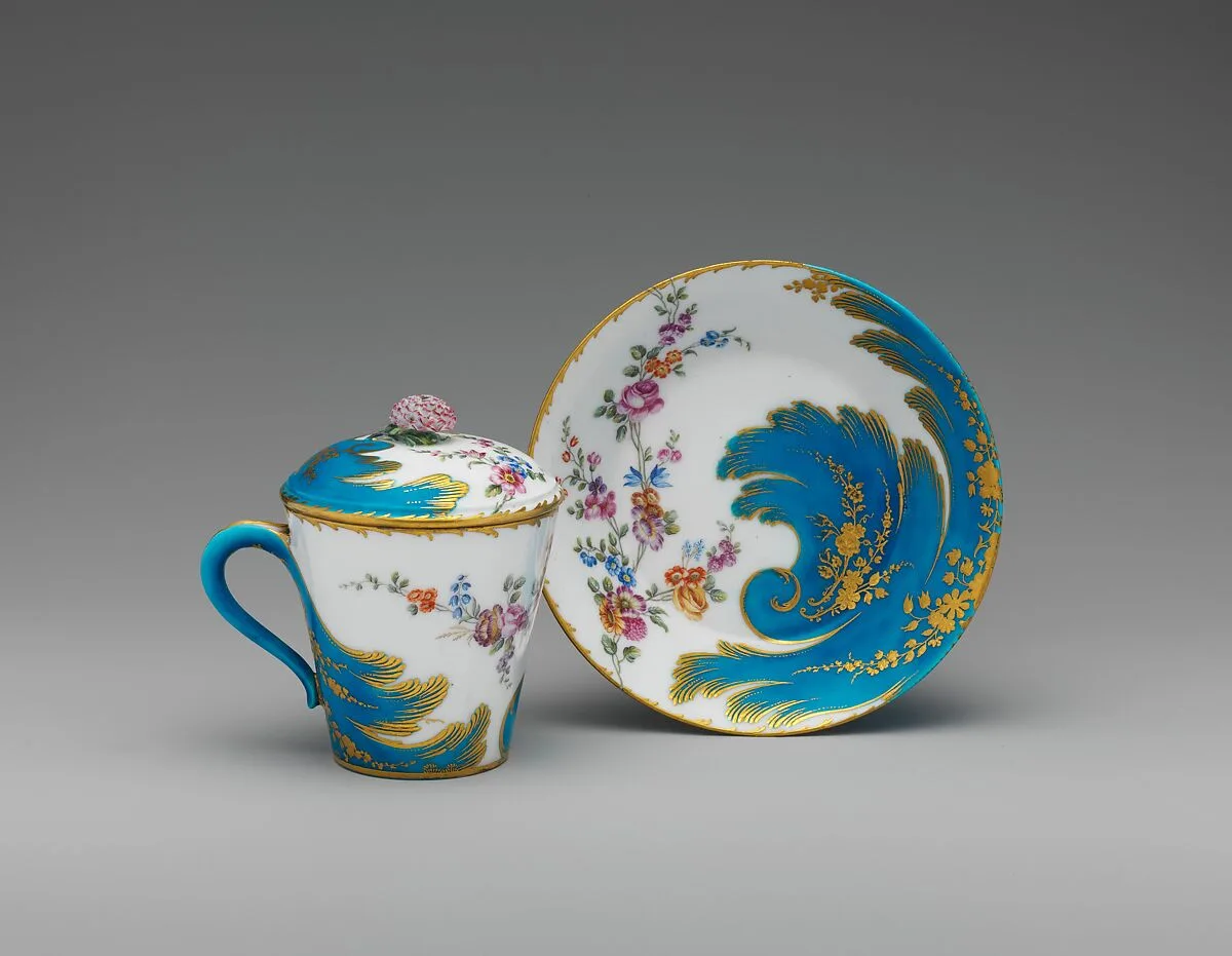 Cup with cover and saucer (gobelet à lait et soucoupe) — Vincennes Manufactory|Louis-Jean Thévenet (père)
