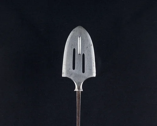 Arrowhead (<i>Yanone</i>)