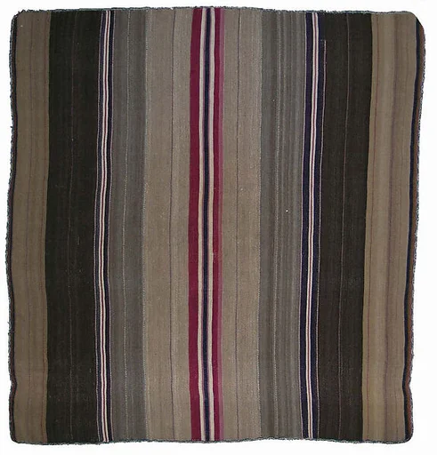 Woman's Mantle
