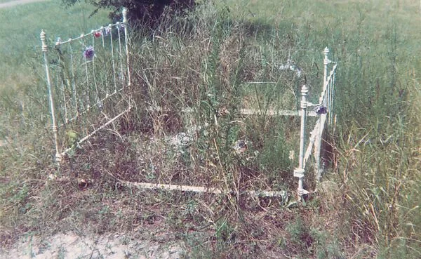 Grave, Near Farnsdale, Alabama — William Christenberry