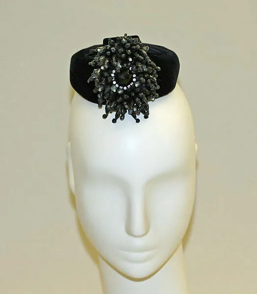 Cocktail hat — Cristobal Balenciaga|House of Balenciaga