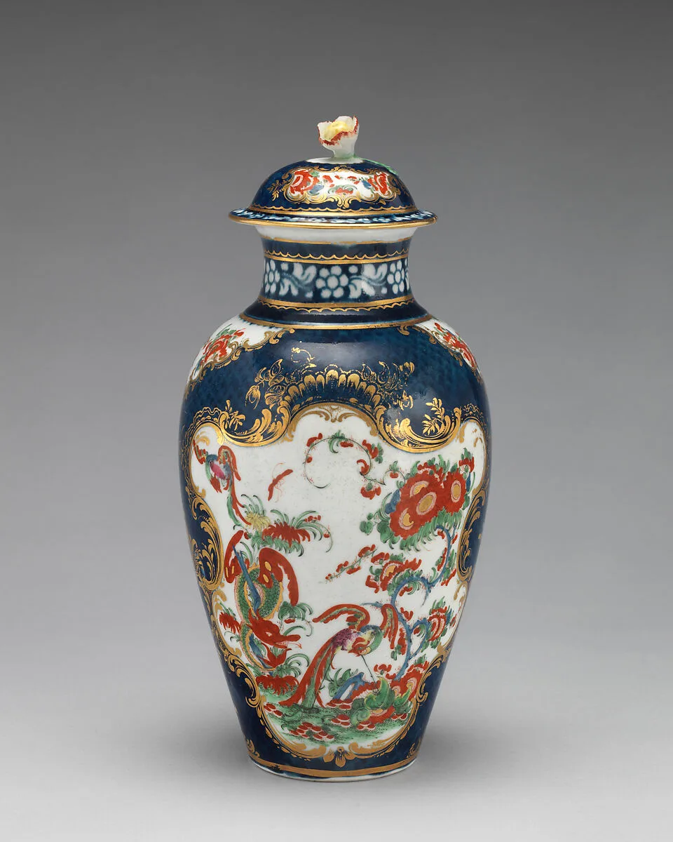 Vase with cover — Worcester factory