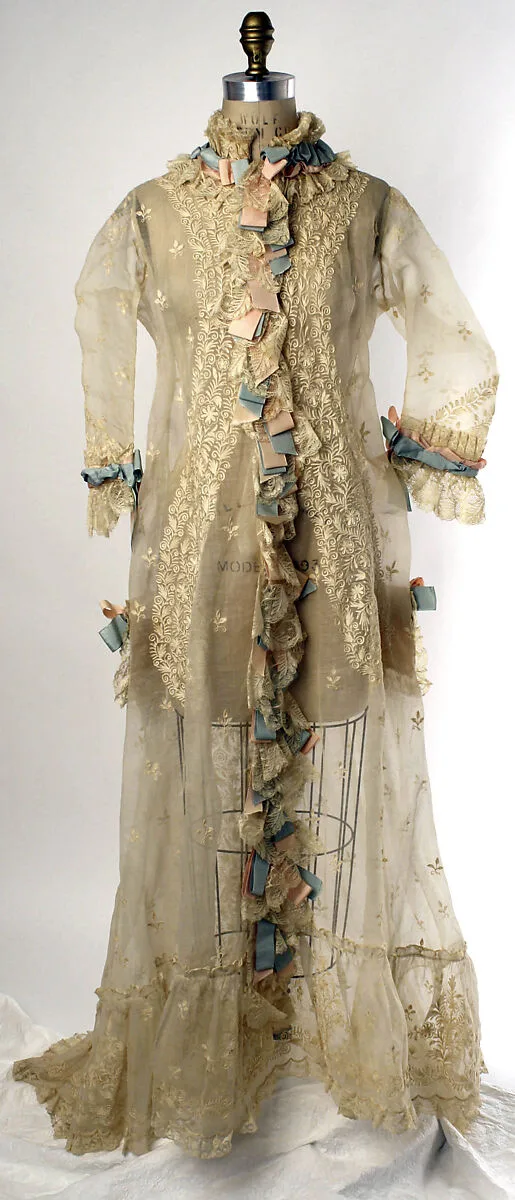 Peignoir — Unknown