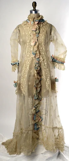 Peignoir