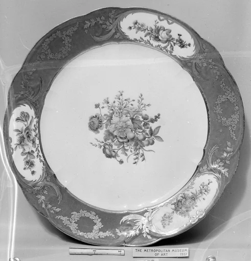 Plate (part of a service)
