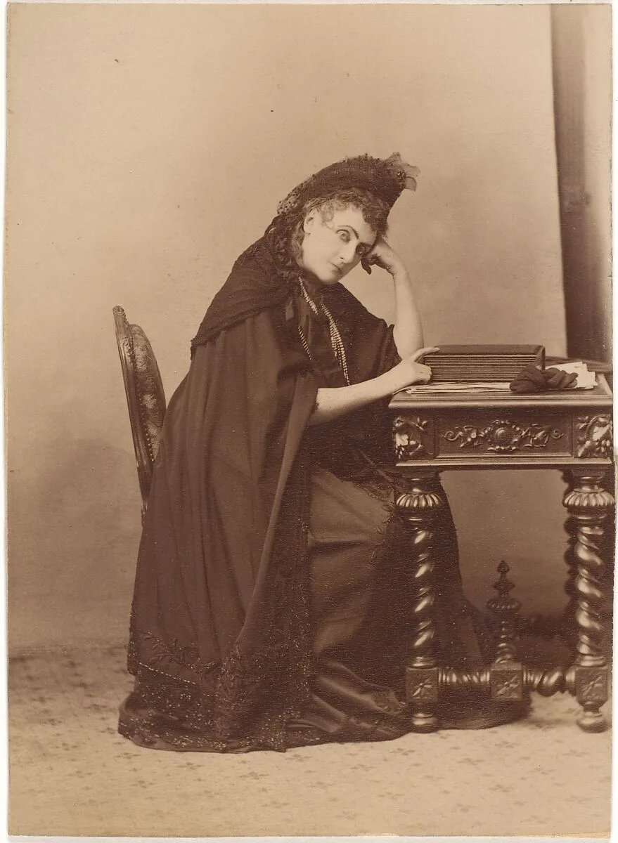 Au Bureau — Pierre-Louis Pierson|Countess Virginia Oldoini Verasis di Castiglione