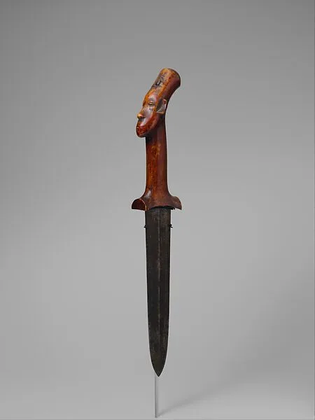 Knife: Head (Namambele) — Unknown