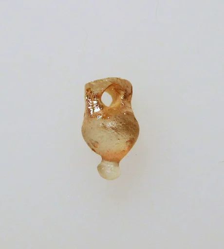 Glass pendant in the form of an amphora