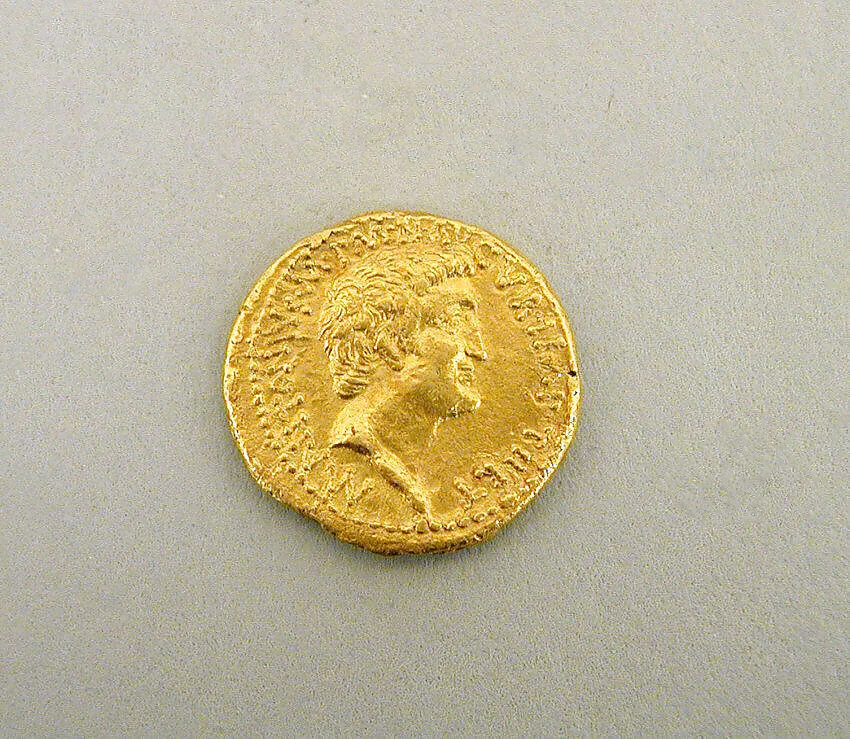 Gold aureus of Mark Antony — Unknown