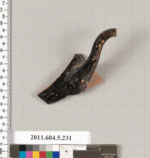Terracotta rim fragment of a kylix (drinking cup)
