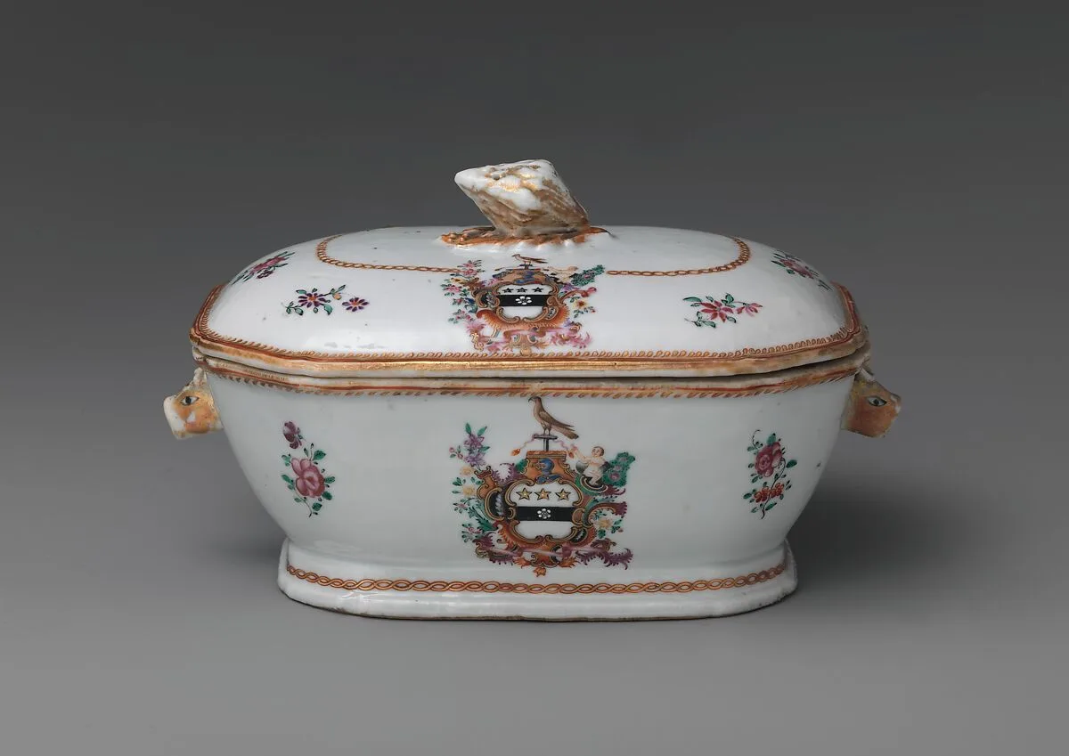 Covered Sauce Tureen — Unknown