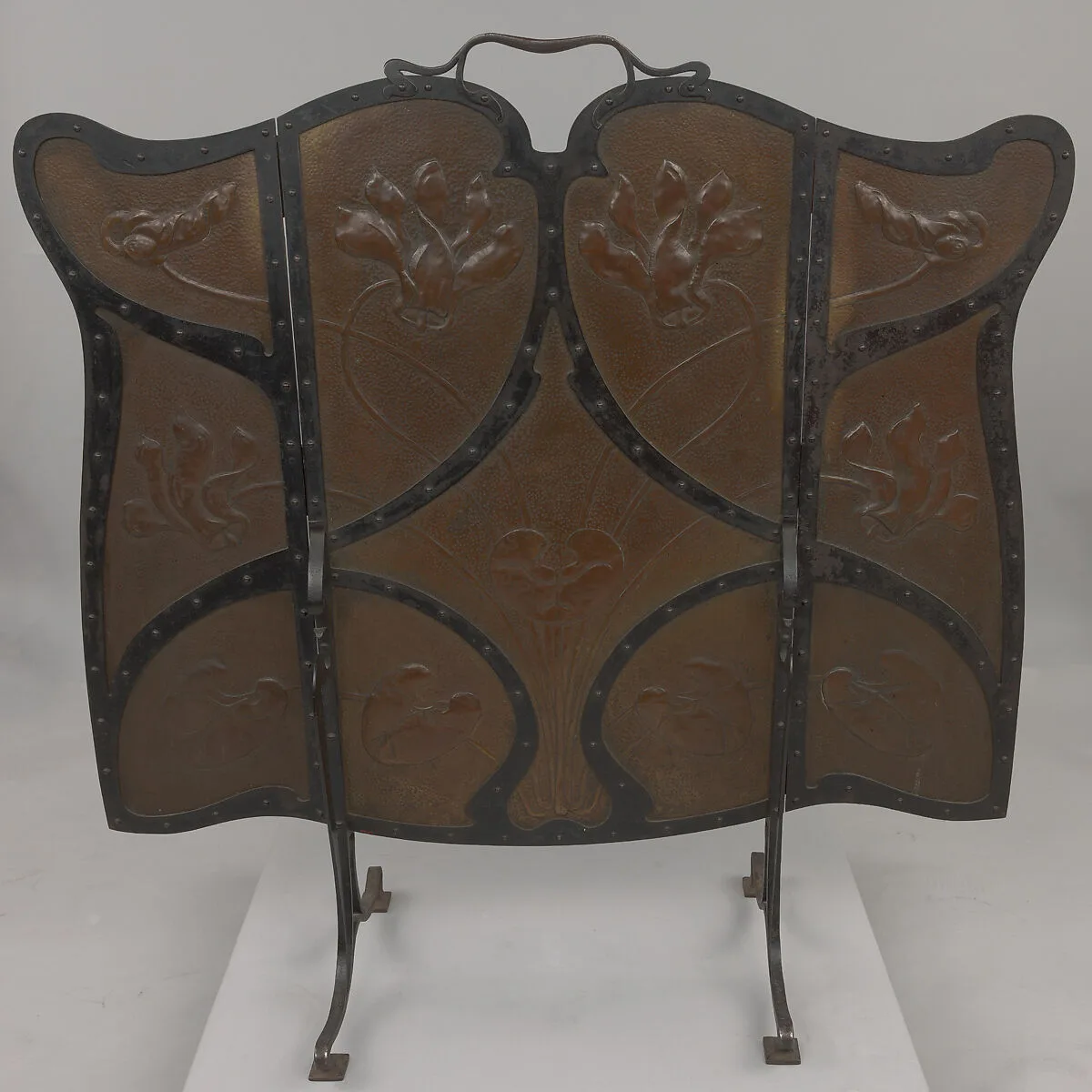 Fire screen — Gustave Serrurier-Bovy