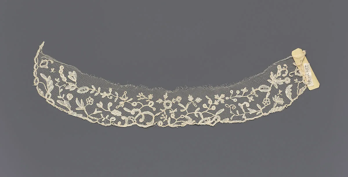Collar — Unknown