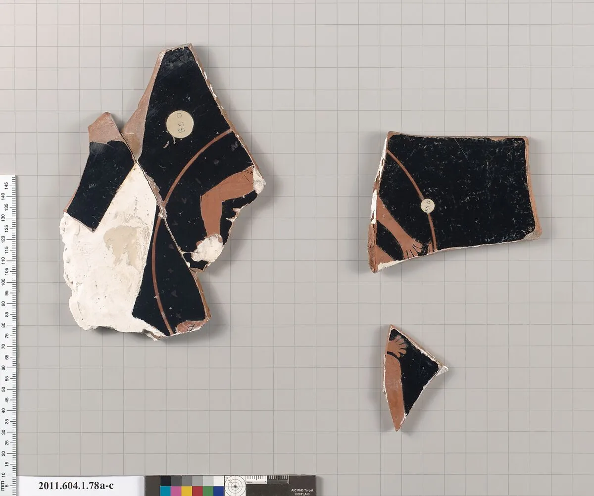 Terracotta fragments of a kylix (drinking cup) — Kachrylion