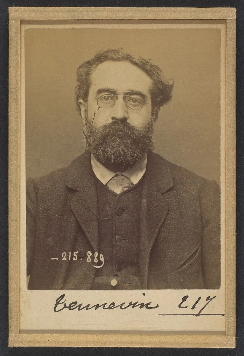Tennevin. Alexandre. 48 ans, né à Paris. Comptable. Anarchiste. 19/3/94. — Alphonse Bertillon