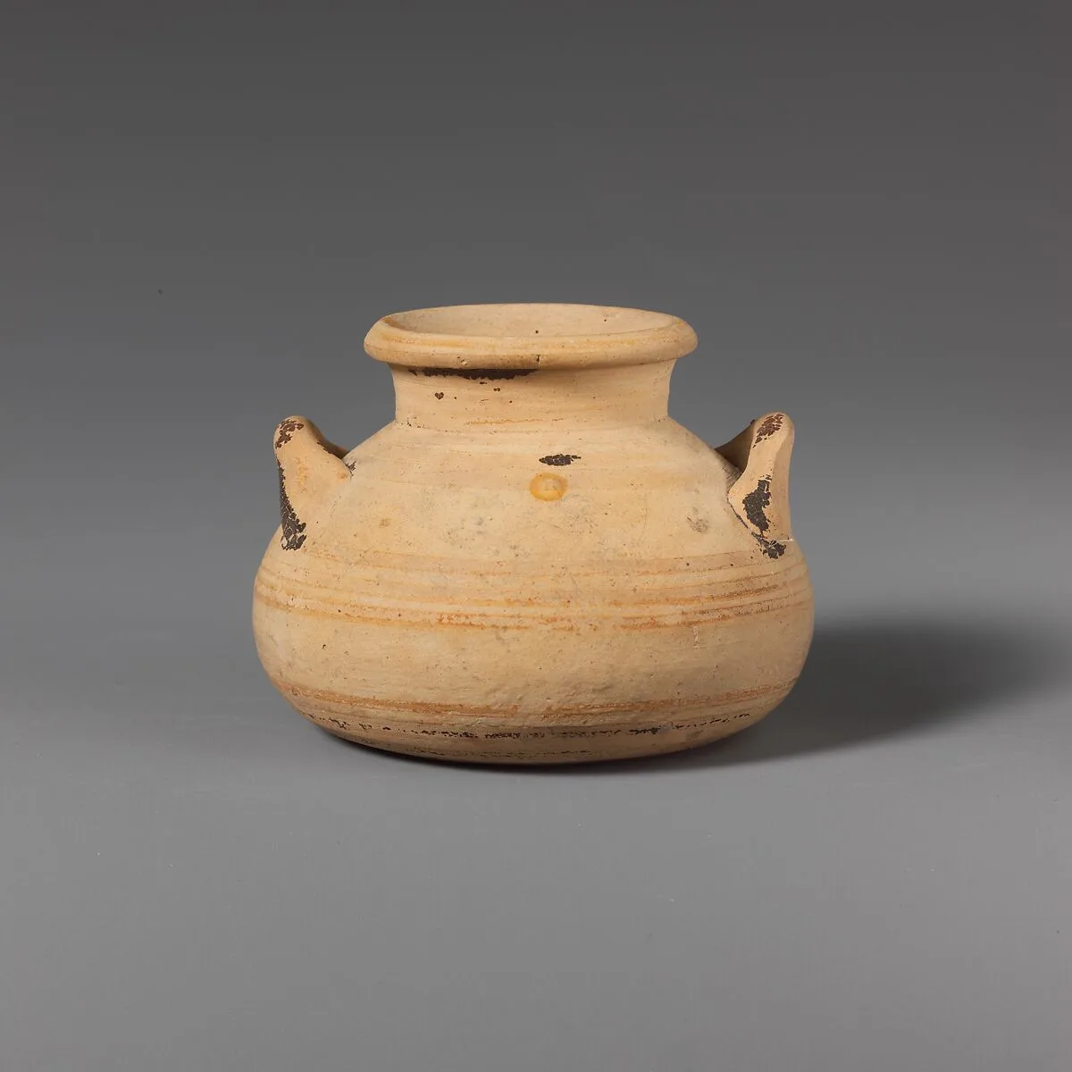 Terracotta alabastron (jar) — Unknown