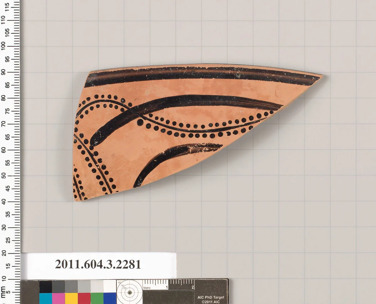 Terracotta rim fragment of a kylix: eye-cup (drinking cup) — Unknown